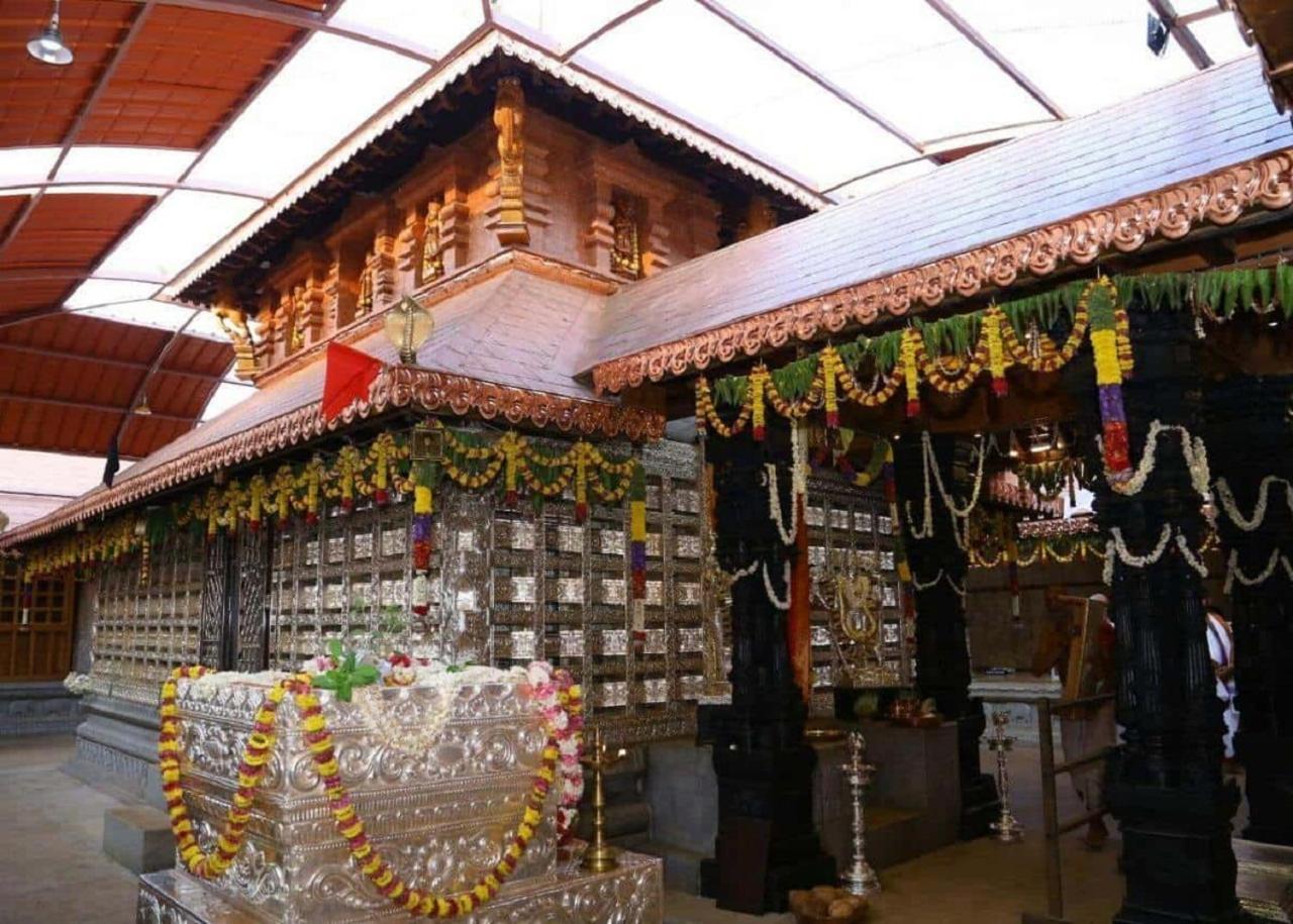Hotel Kateel International Karkal Esterno foto